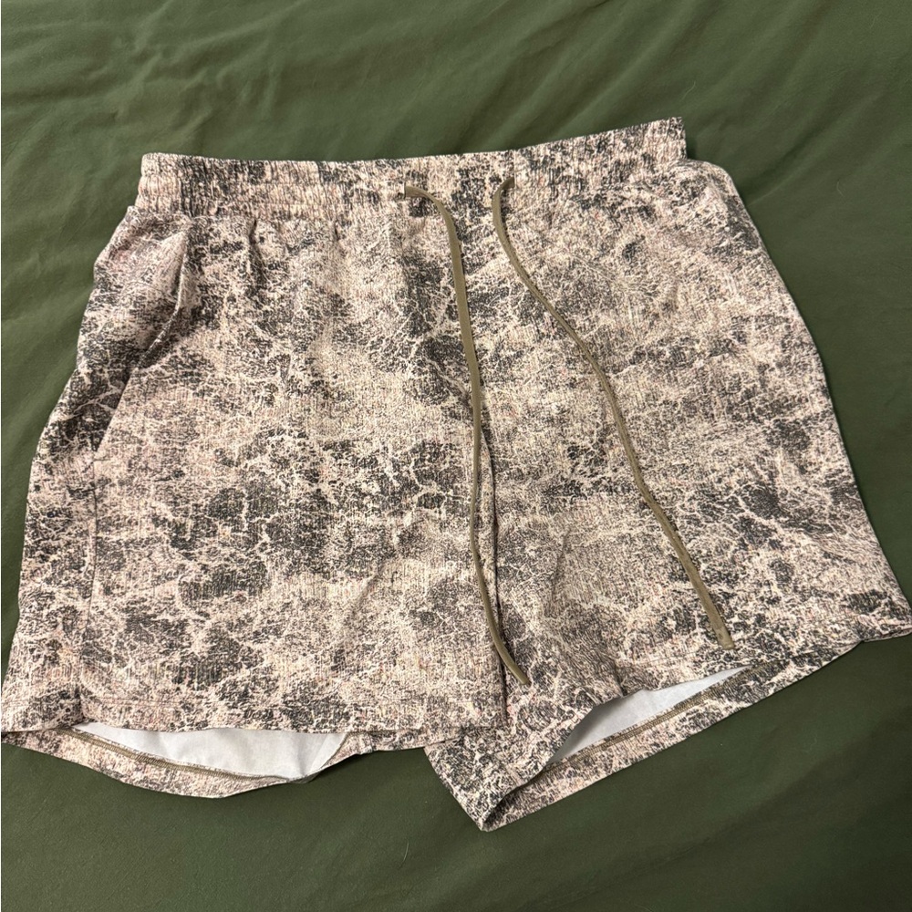 Pattern Lululemon Board Shorts - 5inch inseam